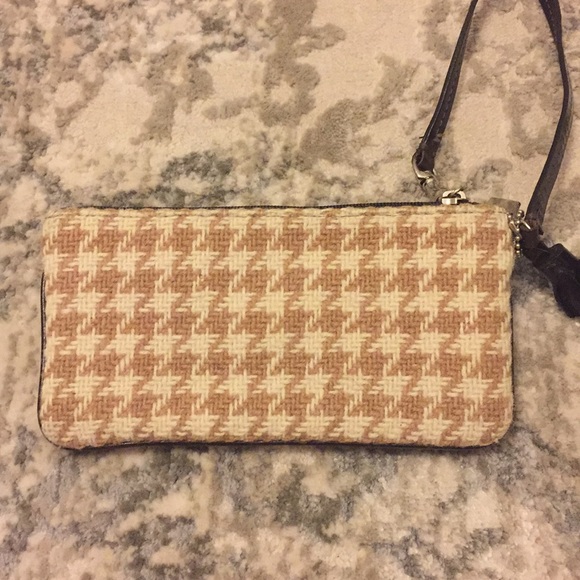 Coach wristlet - Picture 3 of 4